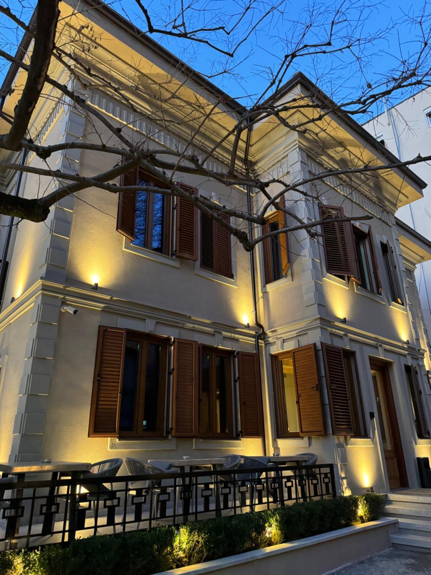 Faces & Places Boutique Hotel Тирана Экстерьер фото