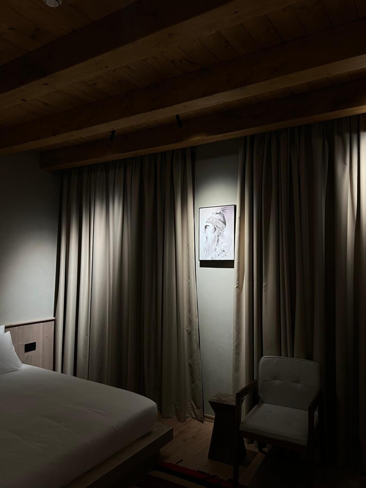 Faces & Places Boutique Hotel Тирана Экстерьер фото